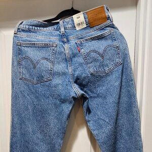 Levi's Wedgie Straight